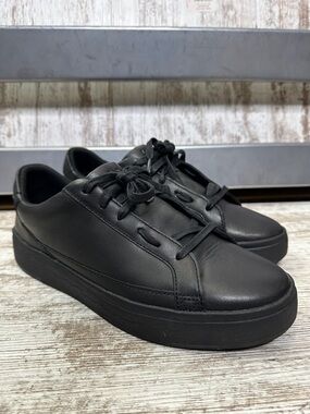 KIZIK MEN'S VEGAS 2 Sz 9 Wide